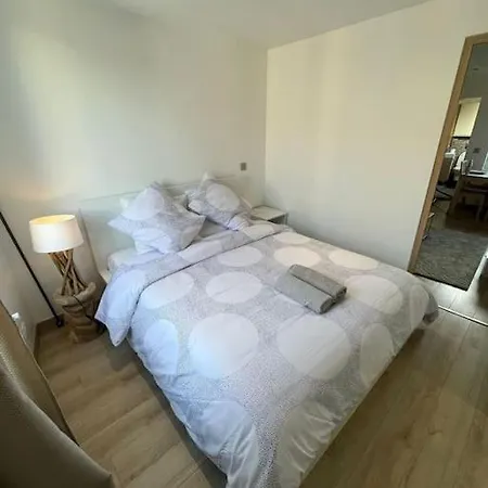 Apartment 4 Personnes Proche Paris Tour Eiffel Meudon