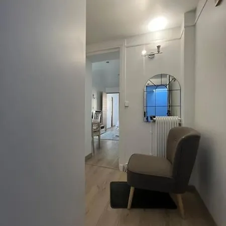 4 Personnes Proche Paris Tour Eiffel Apartment *