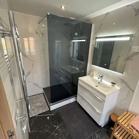 Apartment 4 Personnes Proche Paris Tour Eiffel Meudon