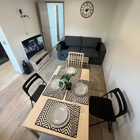 4 Personnes Proche Paris Tour Eiffel Apartment *